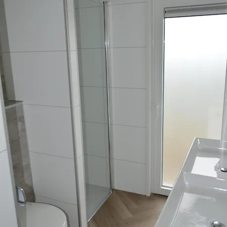 Chalet Schaelsbergerbosch Eco - Garden House *